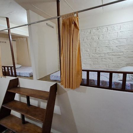 Dormitories/Hosteller, Giftland Homestay Āīzawl Exterior foto